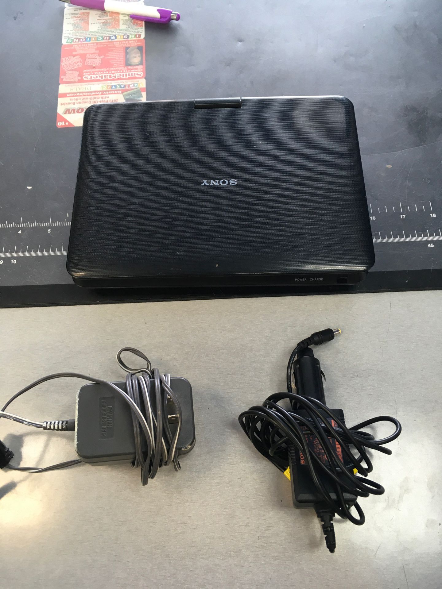 PORTABLE SONY DVD PLAYER W/ POWER CORDS