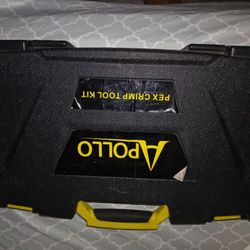 Pex Crimp Tool . Kit