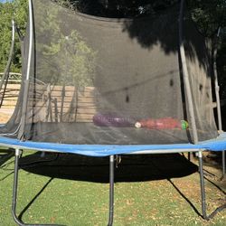 14’ Trampoline 