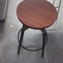 Lewiston Adjustable Stool 