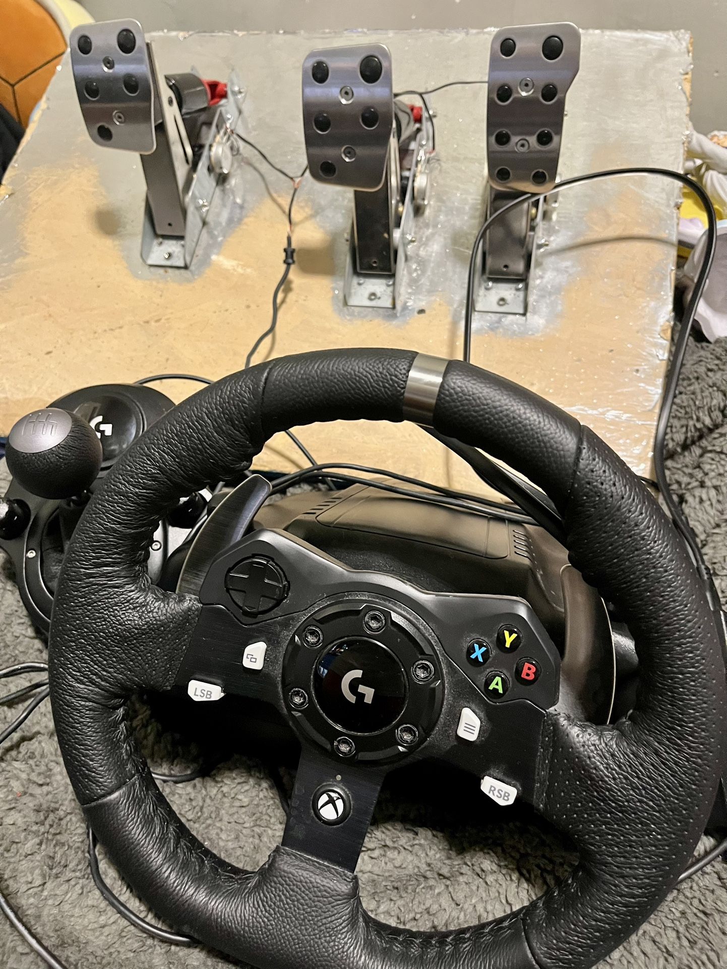 Logitech g29 wheel and shifter/pedals