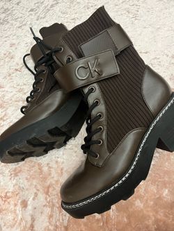 Calvin Klein boots size 7 1/2