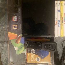 Old Nintendo Wii with games and remote, works fine and can set it up with video if needed.