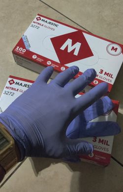 Medium Nitrile Gloves