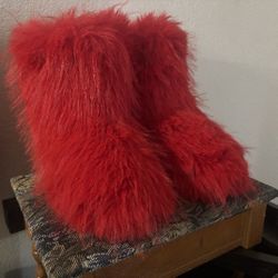 Red Fur Boots 