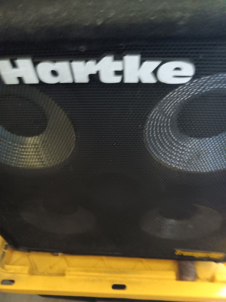 Hartke  4/10 speakers very loud