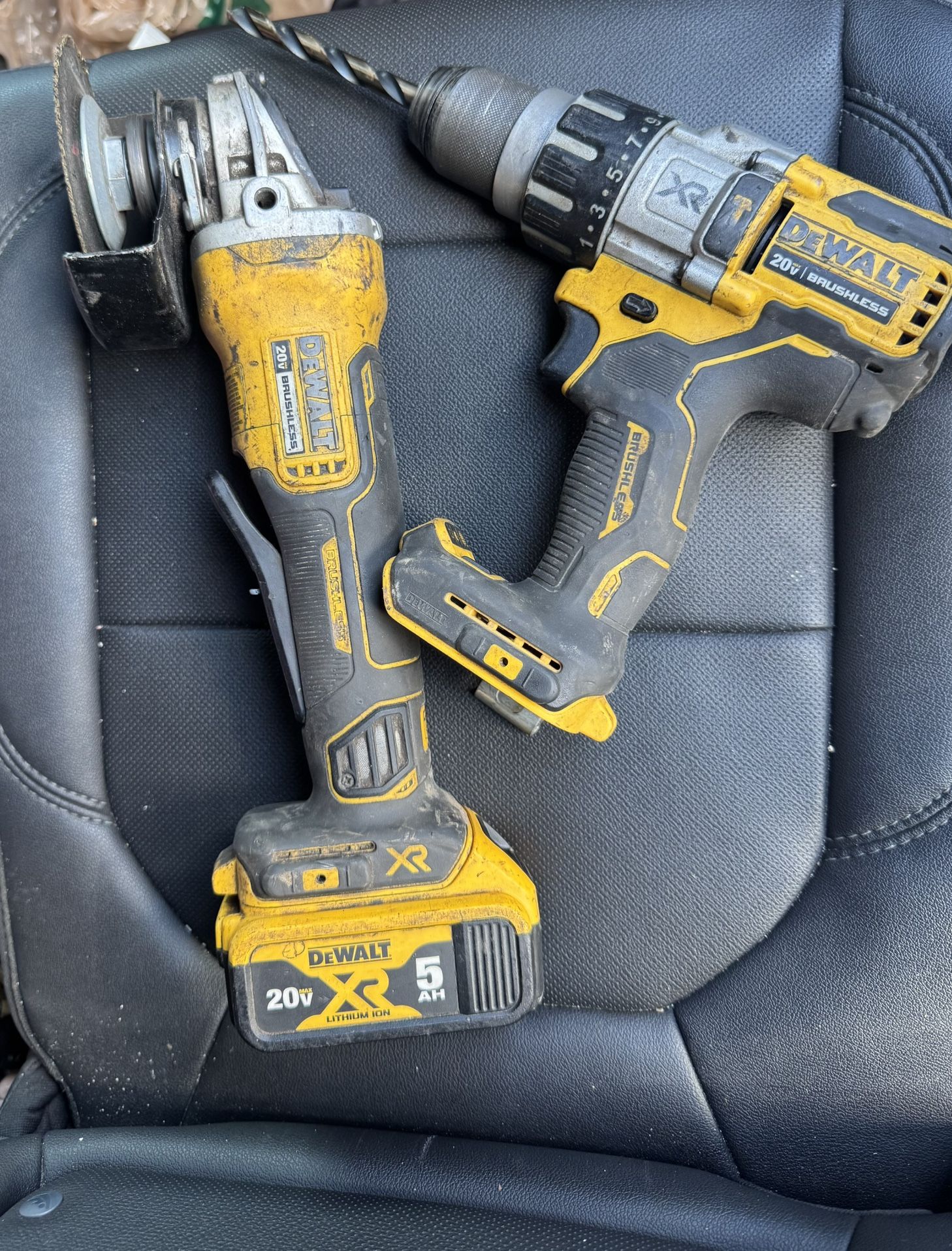 Dewault Cut Off Wheel And 1/2 Drill