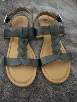 Girls size 1 Sandals
