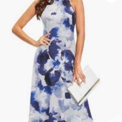 New Beautiful Dress Size M. See Photos. Cash And PICKUP Only. Selling For A Great Price 