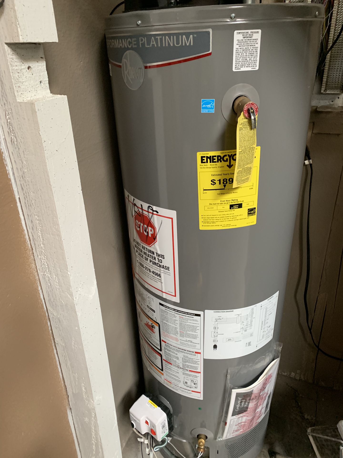 Rheem new water heater promo price includes installation and haul away ‼️‼️