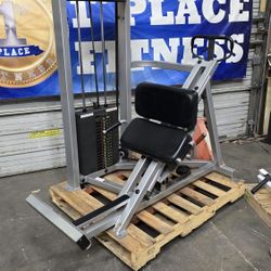 Star Trac Seated Selectorized 45° Calf Machine