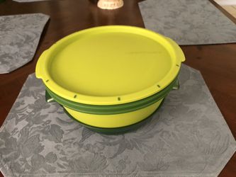 Tupperware Microwave Steamer
