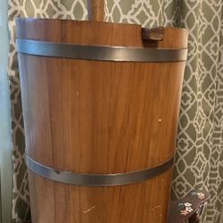 Vintage Farmhouse Basketville Vermont Wooden Antique Style Butter Churn