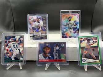 5 Ken Griffey Jr. Baseball cards