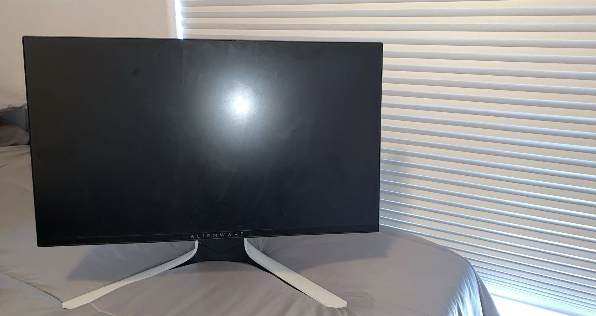 Alienware 27 inch 240 hz monitor