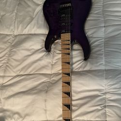 Jackson Dingy 4/4 guitar broken string used good condition comes with cord