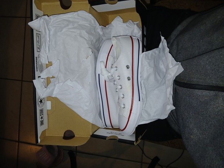 Converse White Shoe