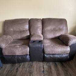 Dual Reclining Love Seat - Very Nice