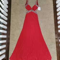 PROM DRESS  ( Size 5/6)