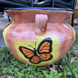 Large Flower 🌸 Pot From Mexico. 