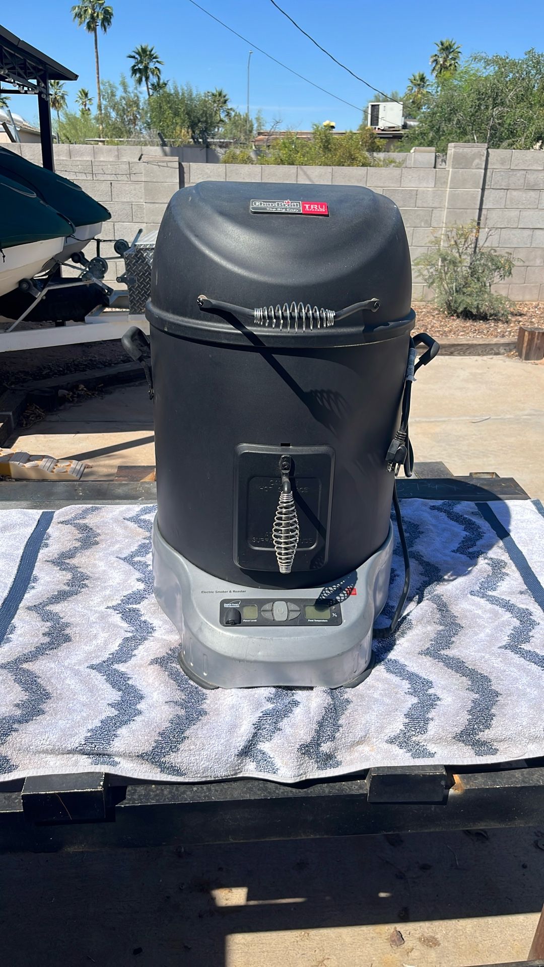 Electric Smoker