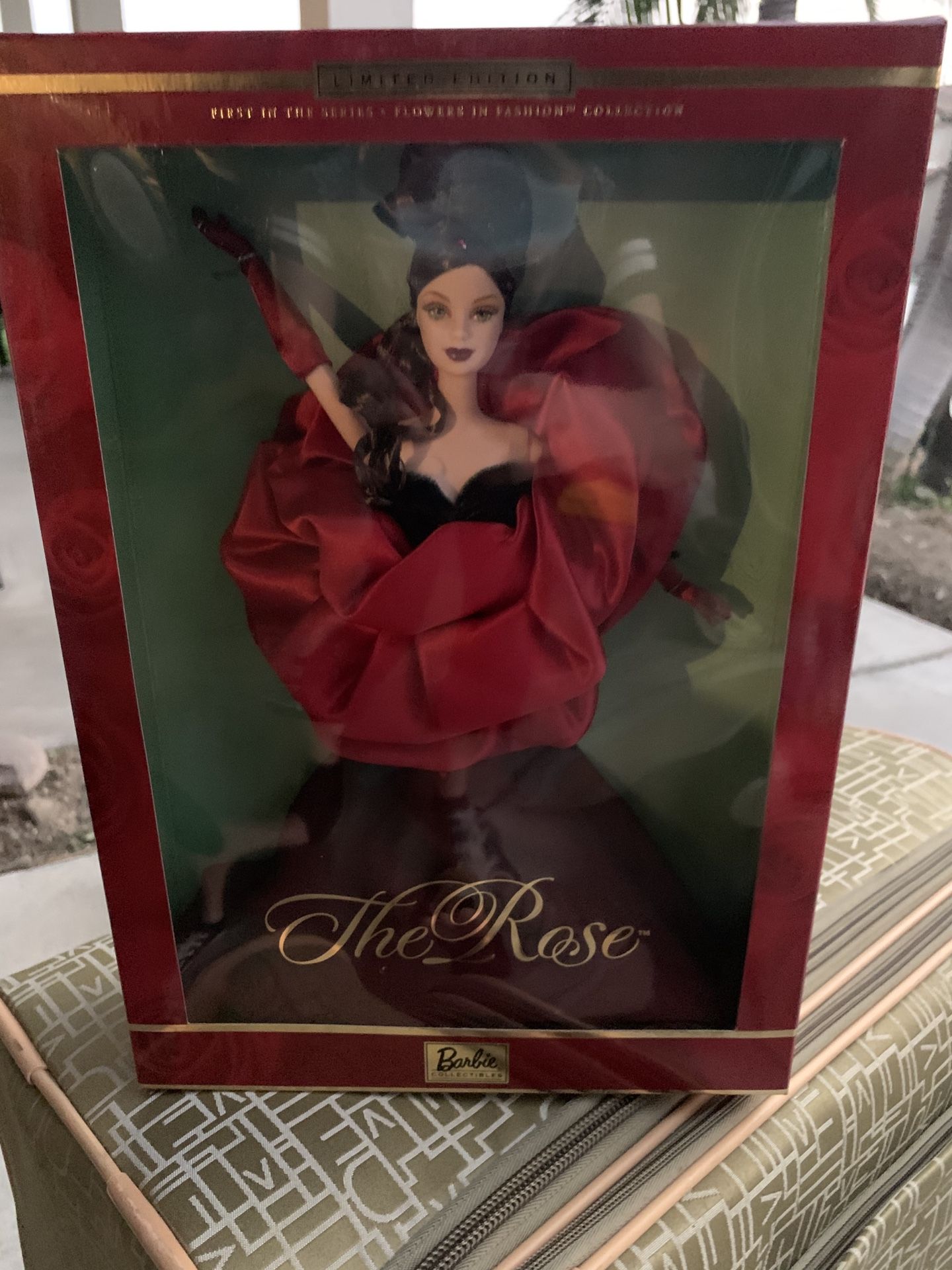 2000 Vintage The Rose Barbie - Limited Edition Brand New!!