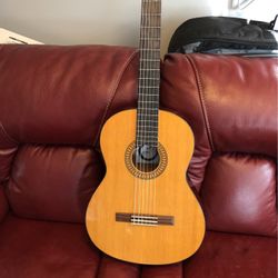 Alvarez RC-10 Acoustic Guitar Full Size