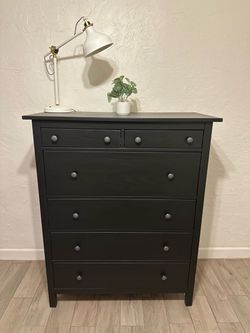 Black Ikea Hemnes 6 drawer dresser