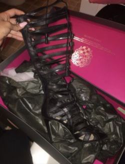 Vince Camuto Size 7