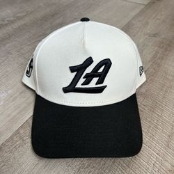 LA Clippers off-white and black two-tone LA snapback hat New Era NBA