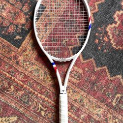 Tecnifibre TFight 305s 4 3/8” - 18/19 String Pattern - 50/54 Multi/Poly Strings Barely Used!