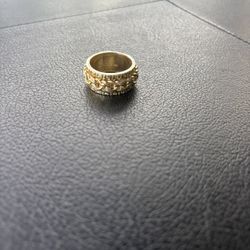 10k gold Chino ring