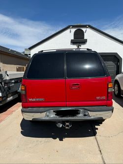 2000 GMC Yukon 4x4 5.3 V8 4000$