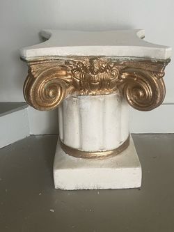 Italian style pedestal and mirror