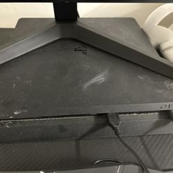 PS4 Slim With 4 Controllers And Some Games