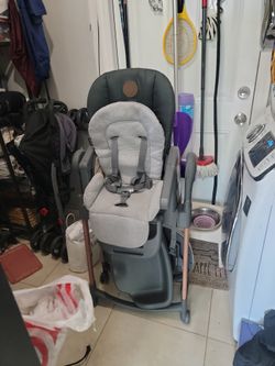 Maxi.Cosi High Chair