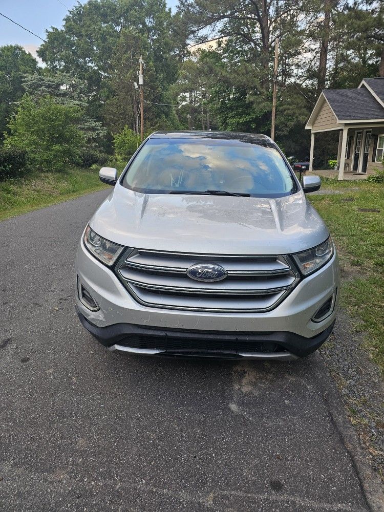 2018 Ford Edge
