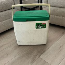 Coleman Ice Chest (Oscar)