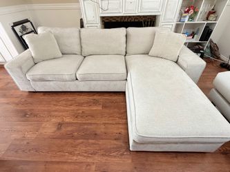 99” Couch with storage and reversible chaise