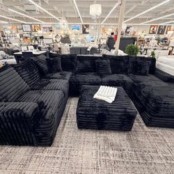 Sectionals /Livingroom furniture /corduroys /matching ottoman /same day delivery 🚚