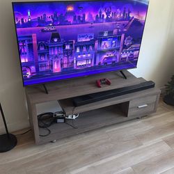 Modern TV Stand / Entertainment Center – Great Condition