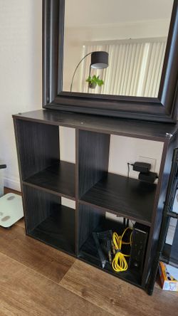 Cube shelf organizer