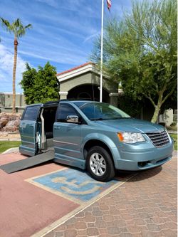 Opportunity Handicap Wheelchair Van Chrysler Town & Country Clean Title LowMiles