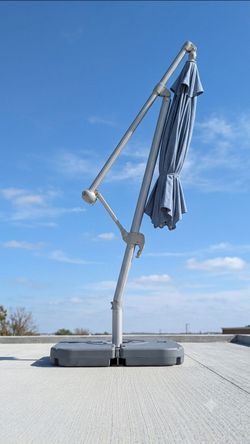 RST Brands Umbrella with base commercial (Portofino Collection)  
​Upgrade Your Outdoor Oasis!