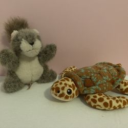 American Girl Doll Lanies Squirrel And Leas Turtle Both Retired