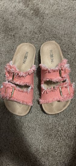 Women’s sandals