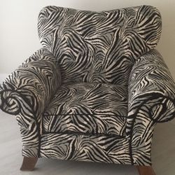 Beautiful Like New Oversized Zebra Chair 