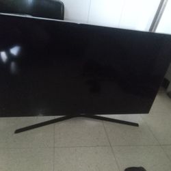 Samsung 40" inch LED Full HD Smart TV 1080p - J5200 Series, UN40J5200AFXZA