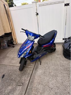 150cc moped