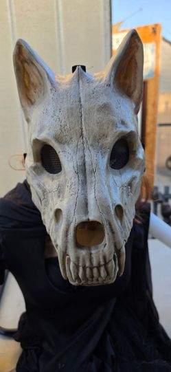 Realistic Wolf / Canine Skull Mask (Moving Jaw)